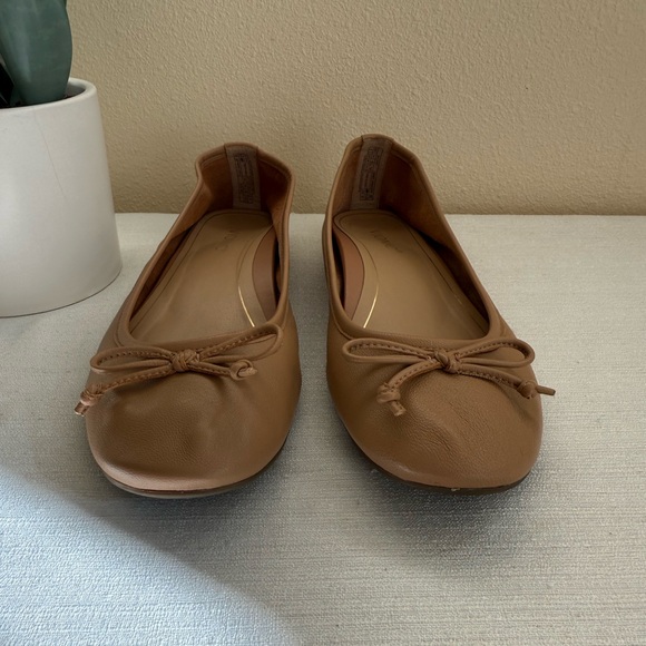 Vionic Tan Bow Orthotic Ballet Flats - Picture 5 of 11
